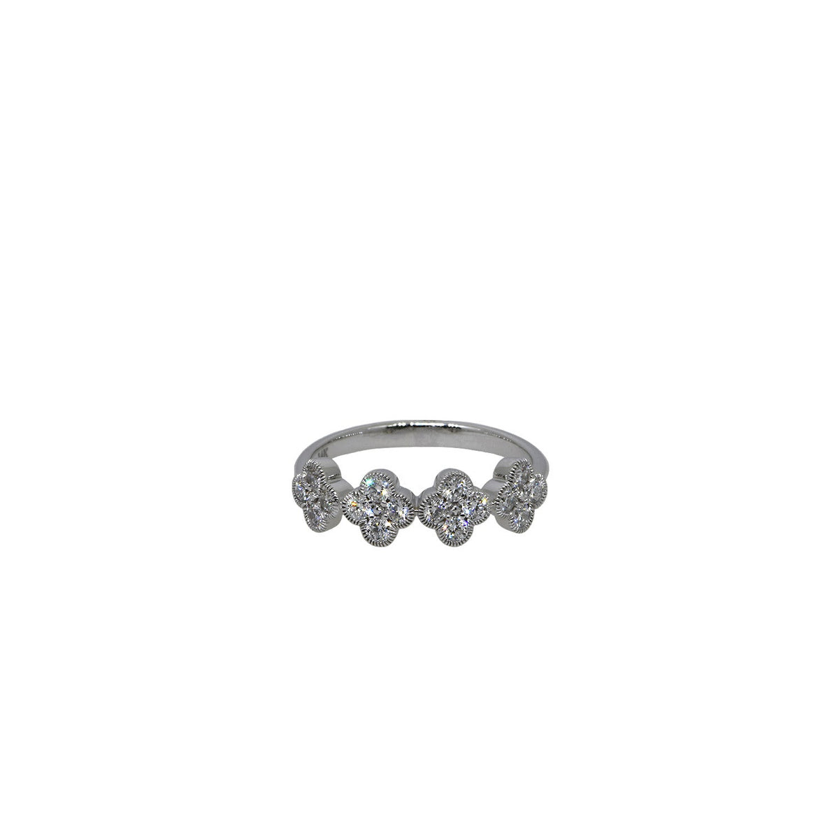 Fashion Ring With 4 Diamond Clovers