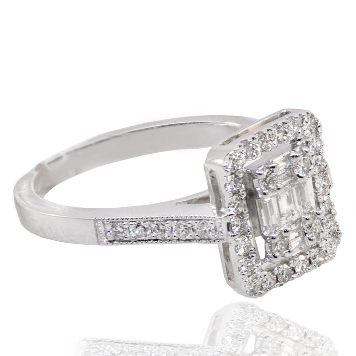14K WHITE GOLD DIAMOND RING