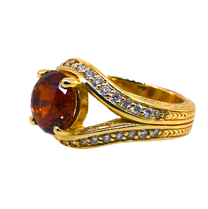 18KY Garnet & Diamond Ring