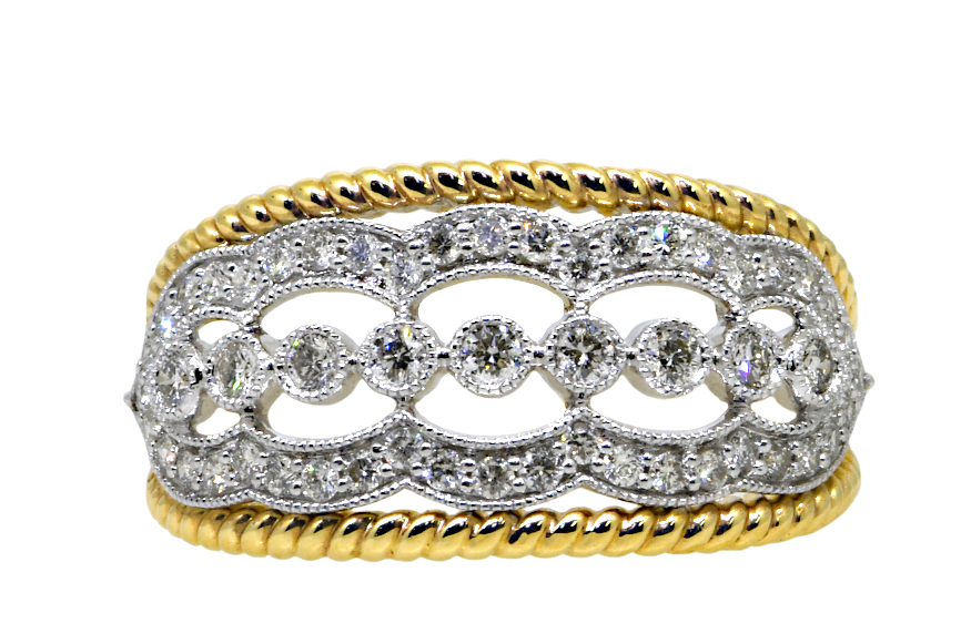 14KYW Fancy Diamond Band