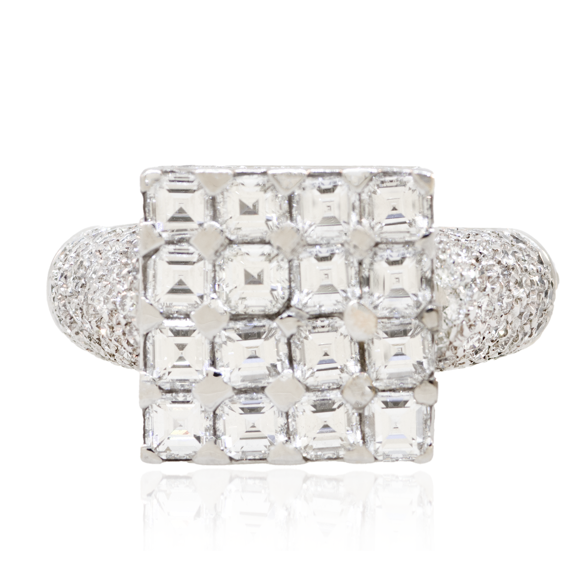 18KW 9.10 gm. Diamond "Ice Cube" Ring w/ Asscher Cut & Round Brilliant Diamond