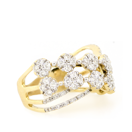 18KY 5.40 gm. Fancy Diamond Criss-Cross Band