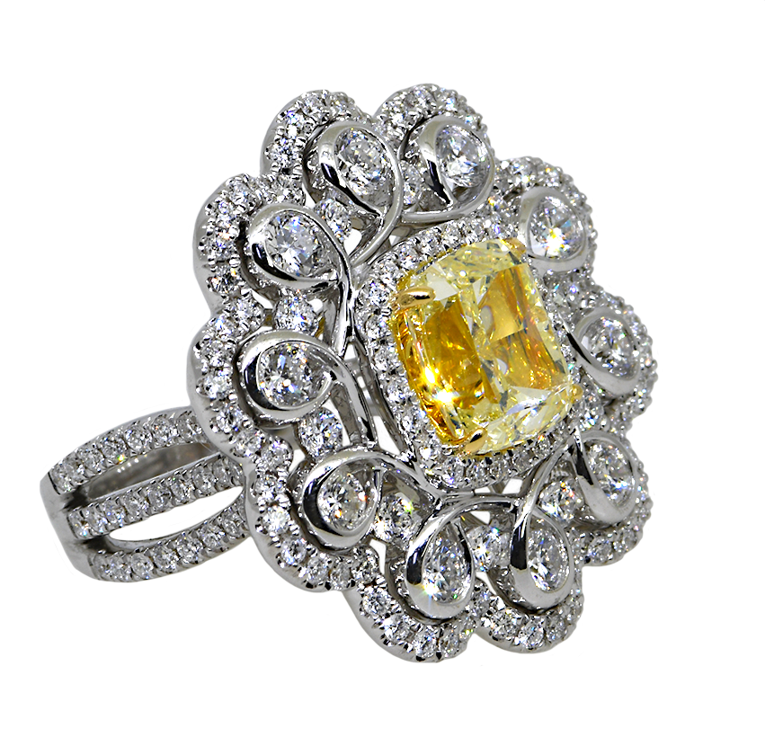 18KWY Fancy Diamond Rings
