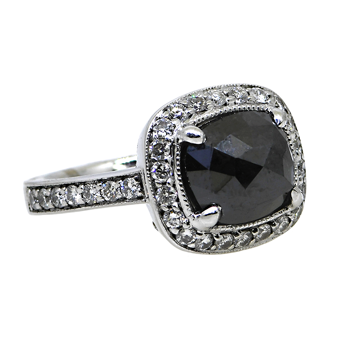 18KW Black and White Diamond Ring