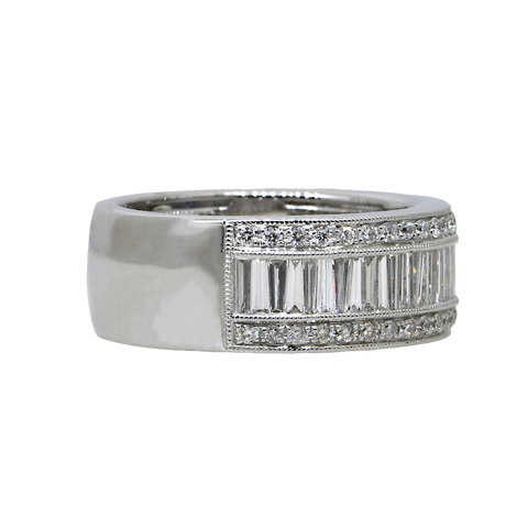 18KW Fancy Diamond Band