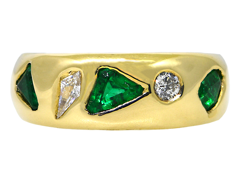 14KY Emerald and Diamond Band
