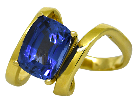 18KY Lab Grown Sapphire Ring