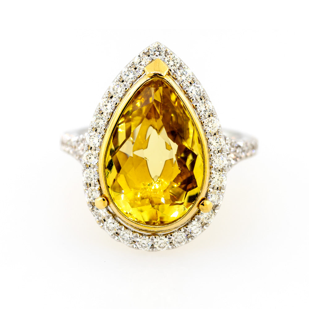 18KT White Gold Ladies Pear Shaped Genuine Golden Beryl and Diamond Ring