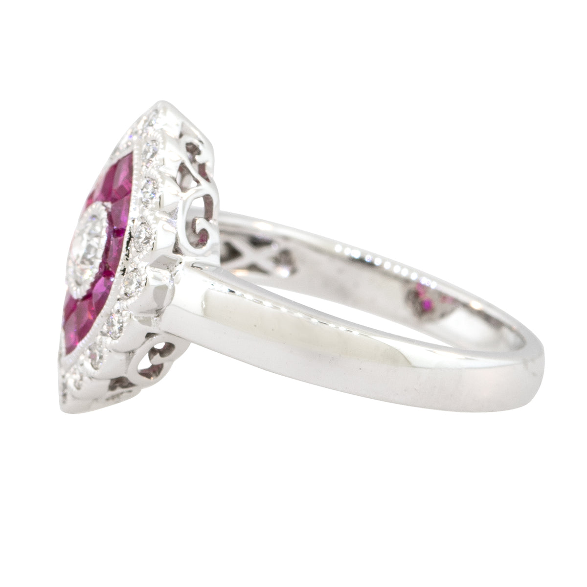 18kt White Gold Ruby & Diamond ring